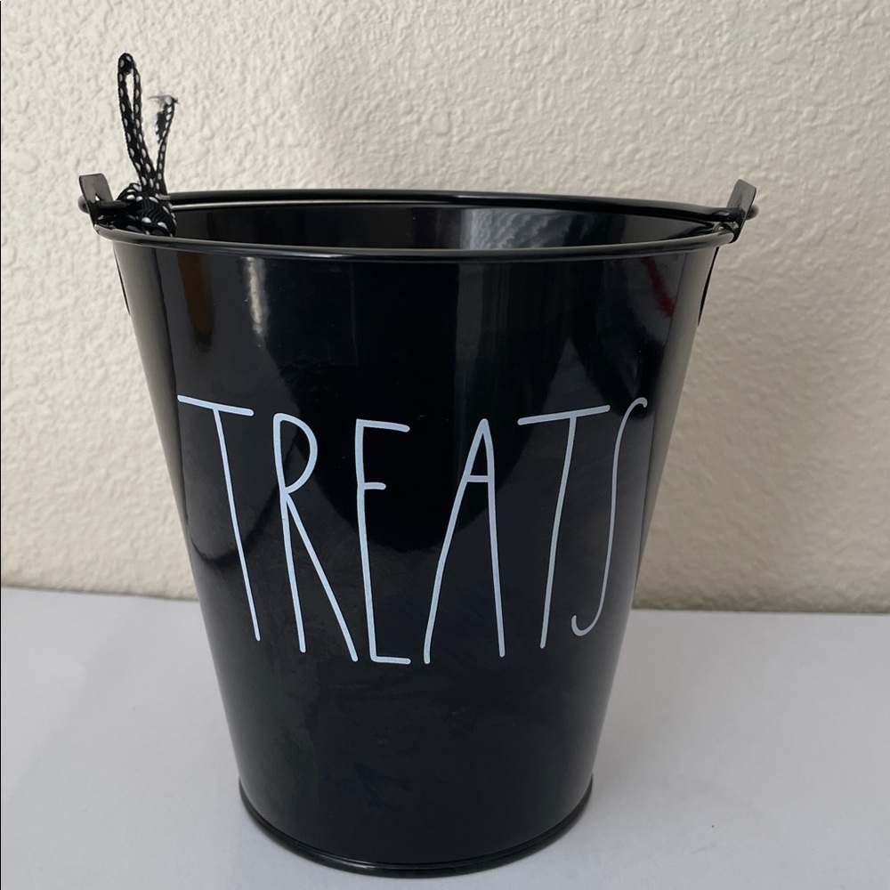 Rae Dunn Black Artisan Bucket